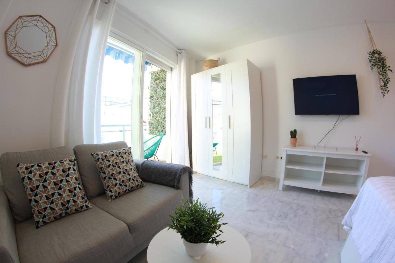 Apartament Torremolinos - New Central Studio Plata With Balcony Zewnętrze zdjęcie