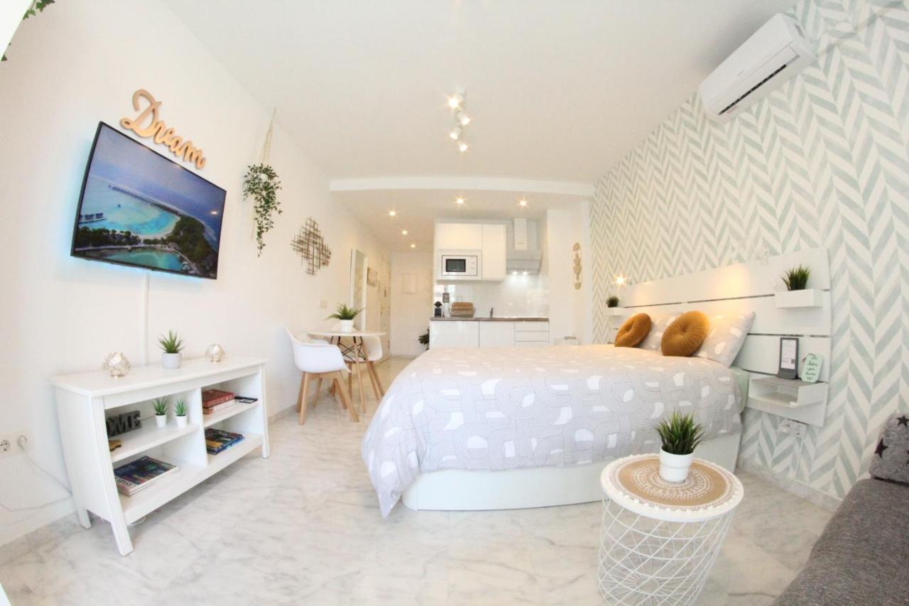 Apartament Torremolinos - New Central Studio Plata With Balcony Zewnętrze zdjęcie