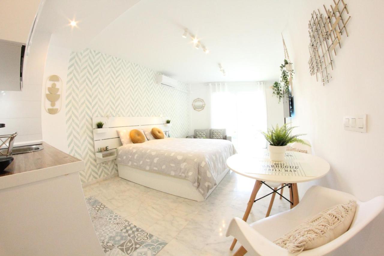 Apartament Torremolinos - New Central Studio Plata With Balcony Zewnętrze zdjęcie