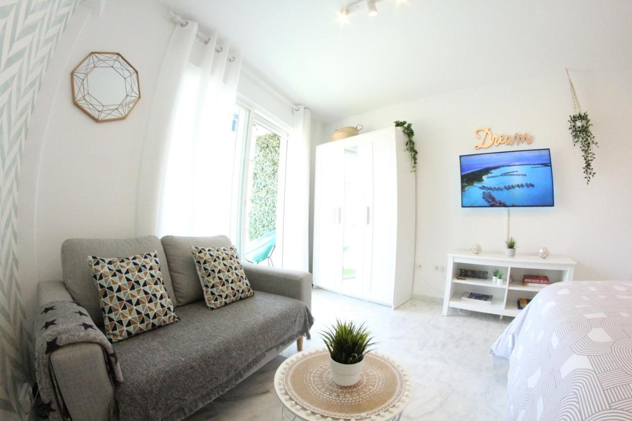 Apartament Torremolinos - New Central Studio Plata With Balcony Zewnętrze zdjęcie