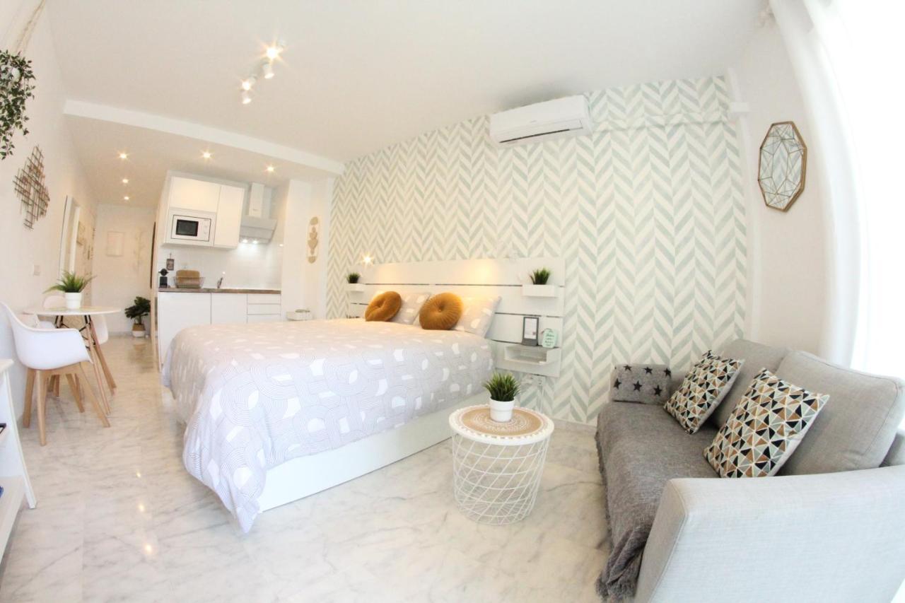 Apartament Torremolinos - New Central Studio Plata With Balcony Zewnętrze zdjęcie