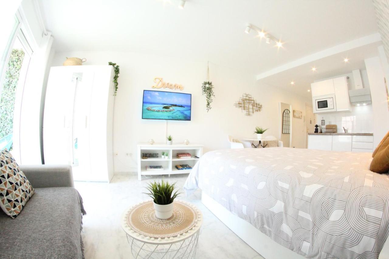 Apartament Torremolinos - New Central Studio Plata With Balcony Zewnętrze zdjęcie
